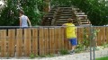 Kinderspielplatz vergittert